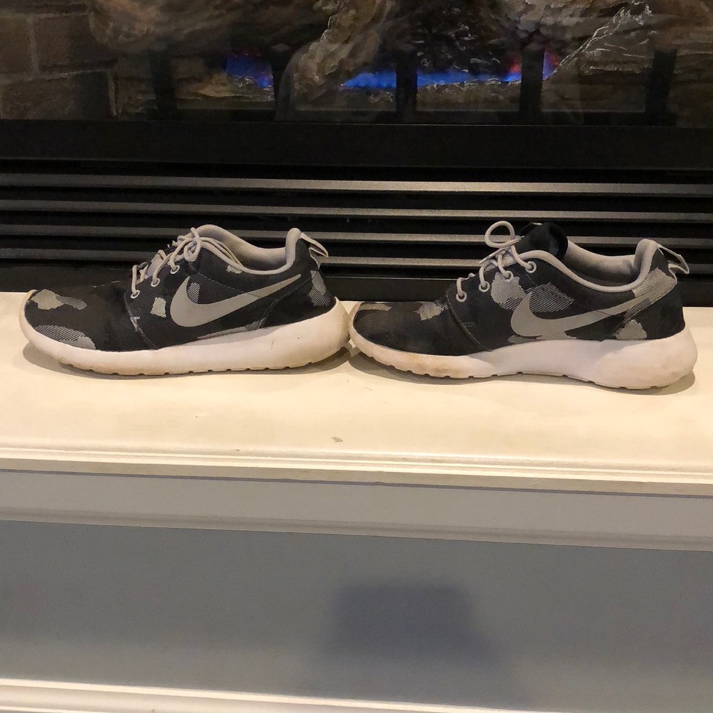 Nike shoes